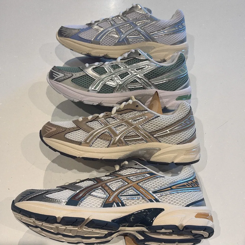 Sneakers ASICS Gel 1130 in quattro varianti di colore